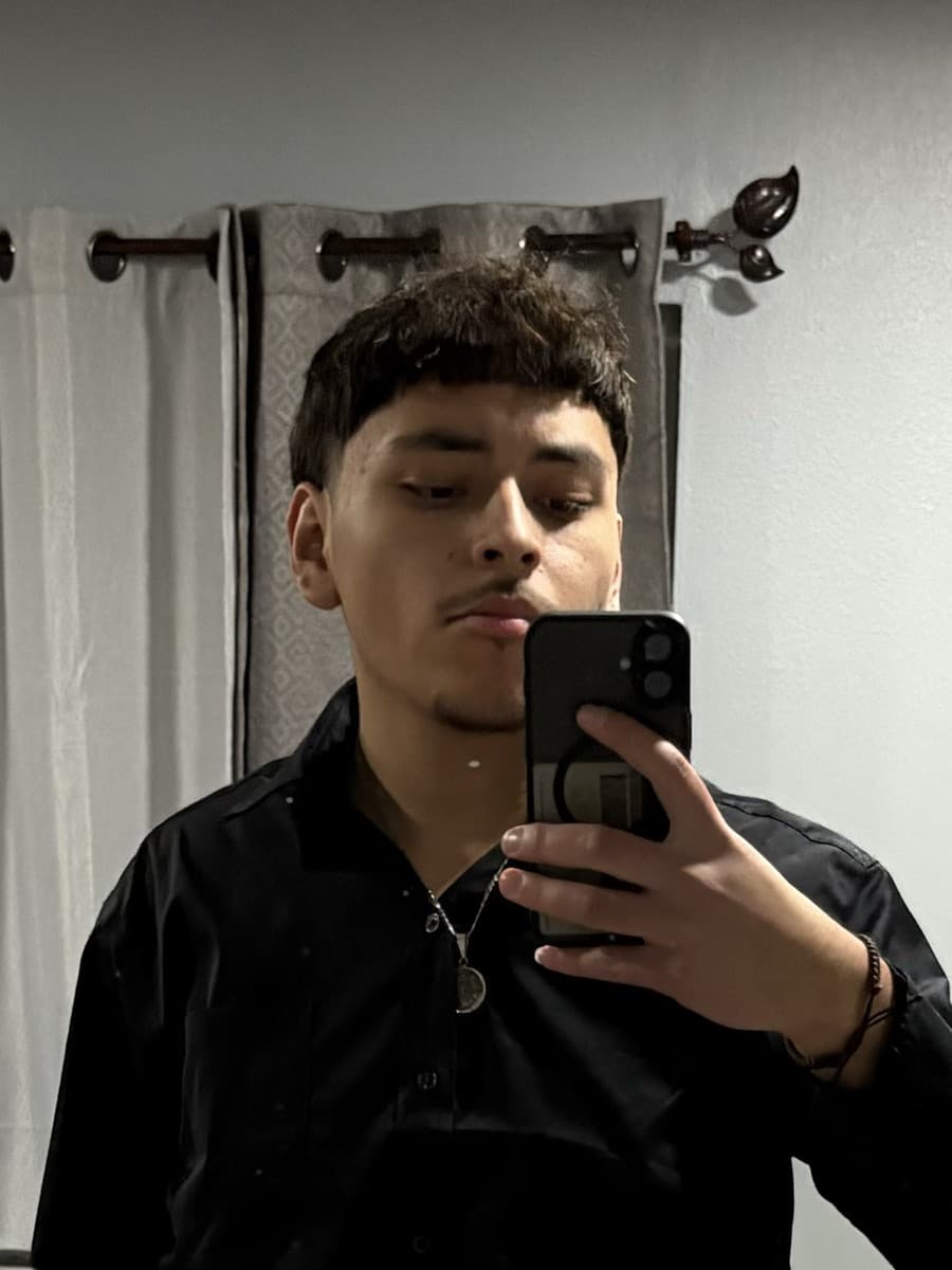 Elias, barber at Clean Culture Barbershop Pasco
